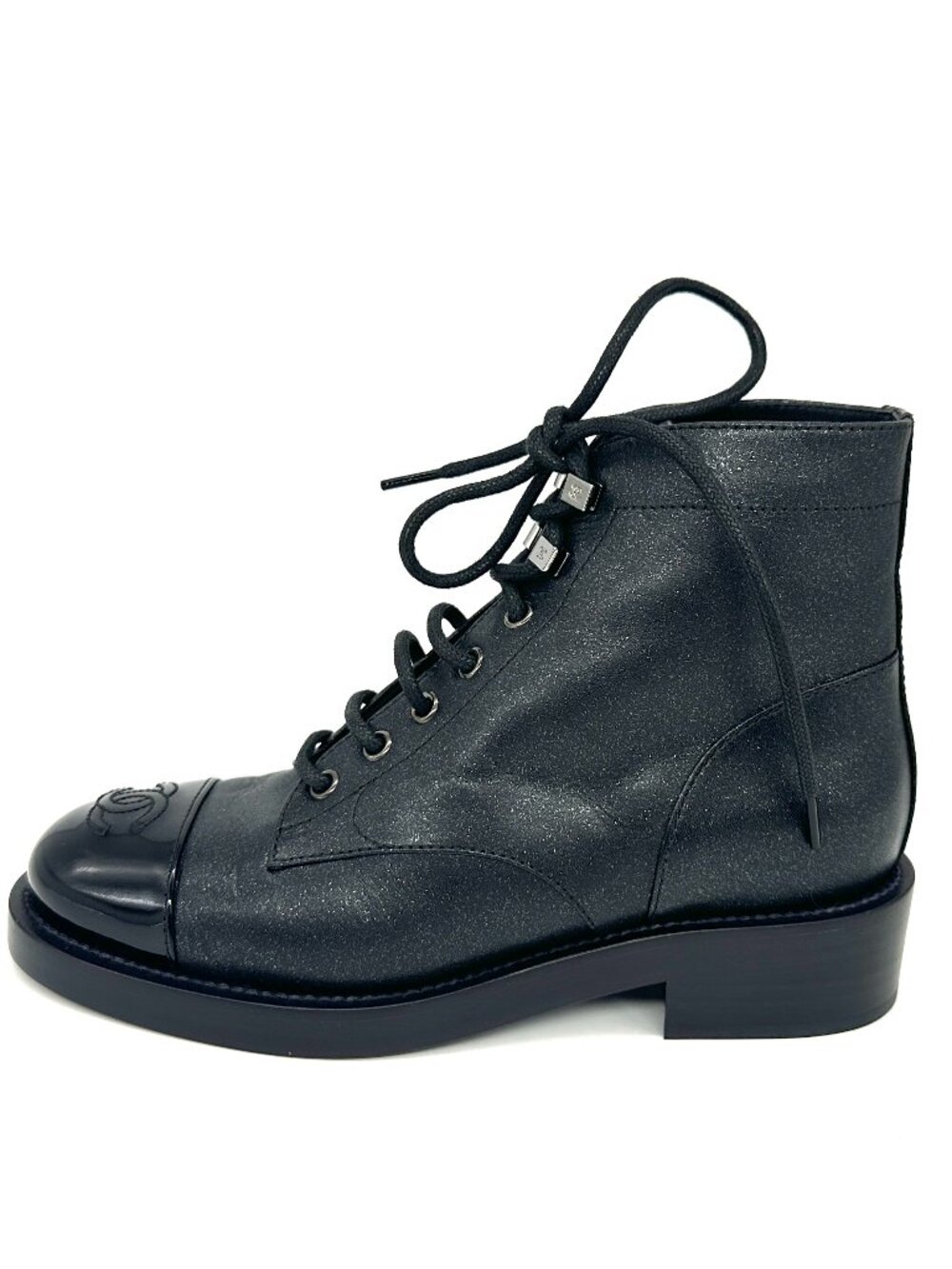 CHANEL 20A Iridescent Leather CC Cap Toe Lace Up Combat Ankle Booties Boots - Picture 1 of 16